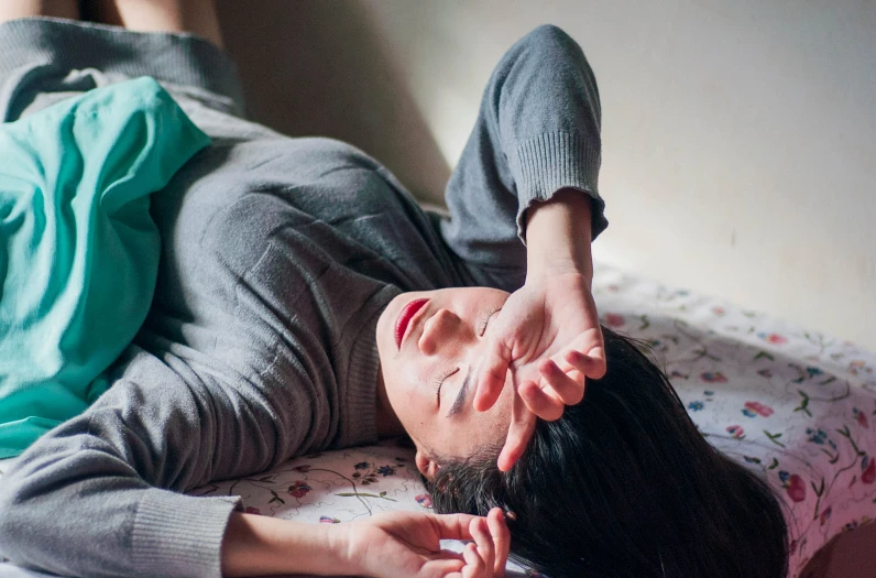 Phụ Nữ Thanh Lọc – Bí Quyết Để Cơ Thể Nhẹ, Da Sáng